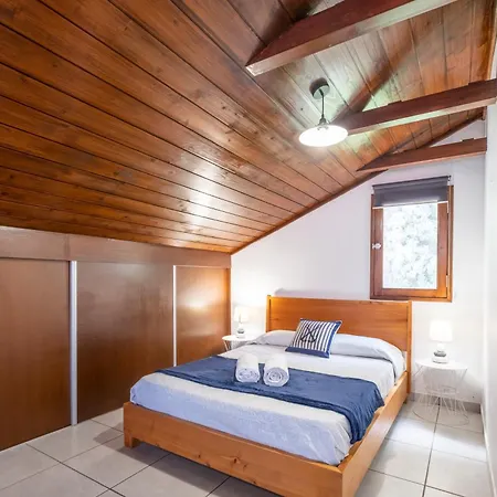 Casa Del Mar Ii By Galmi * Arco de São Jorge