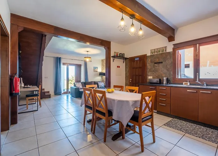 Apartment Casa Del Mar Ii By Galmi *